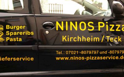 Beschriftetes Auto für Ninos Pizzaservice