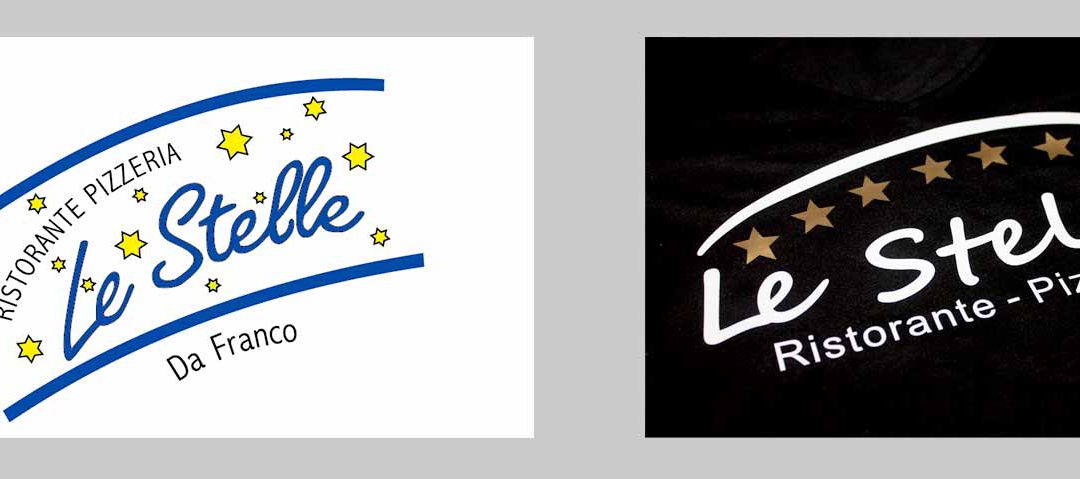 Neues Logo "Le Stelle" in Weiß mit Schwung und 7 goldenen Sternen